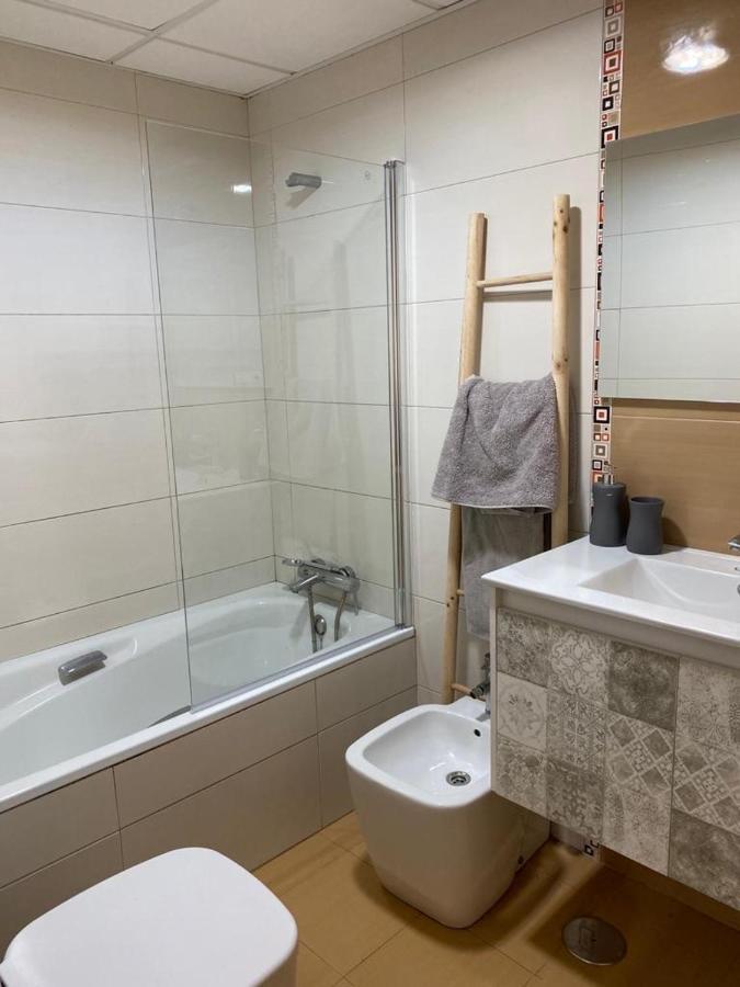 Precioso Apartamento En Zona De Playa อัลเมรีอา ภายนอก รูปภาพ
